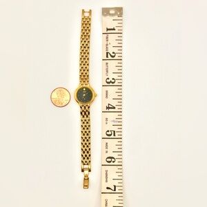 Citizen Women Quarts Gold tone, Black dial watch